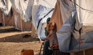 أول مخيم للنازحين تابع لـ"الأونروا" في مدينة خانيونس ضمن قطاع غزة بعد عدوان الاحتلال المتواصل