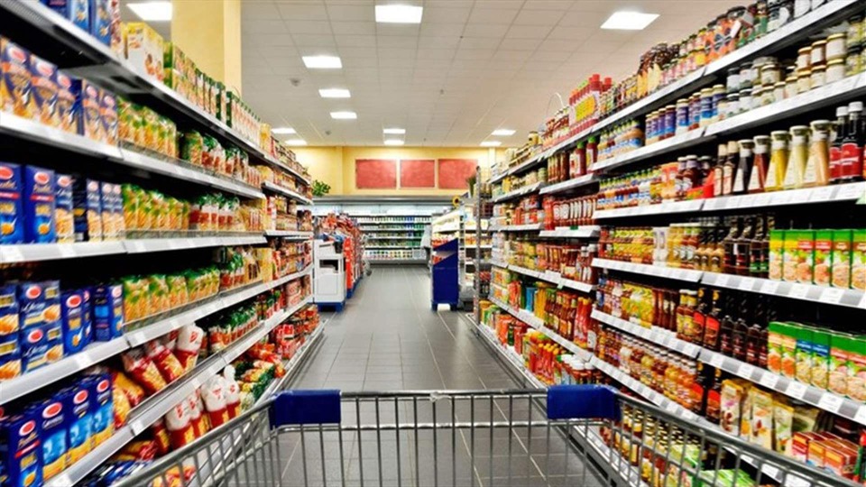 "6 شركات" ستتوقف عن تأمين المواد الغذائية مع انتهاء هذا العام!