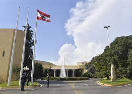 على طريق بعبدا.. "إسمٌ ثالثٌ على بساط البحث الجدّي"