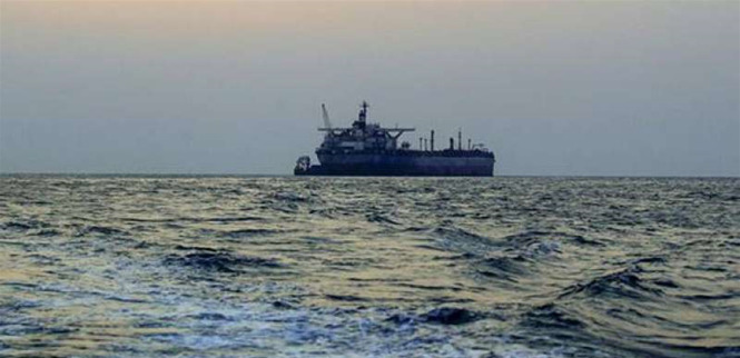 القوات المسلحة اليمنية تستهدف سفينة اسرائيلية في البحر العربي!