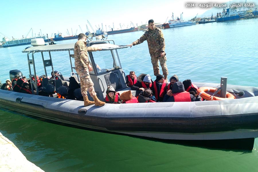 قيادة الجيش: عملية إنقاذ بحرية لمركب مهاجرين قبالة سواحل طرابلس
