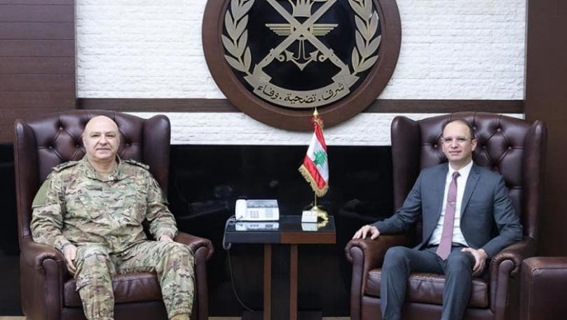 قائد الجيش يبحث مع محافظ بعلبك - الهرمل في الأوضاع العامّة
