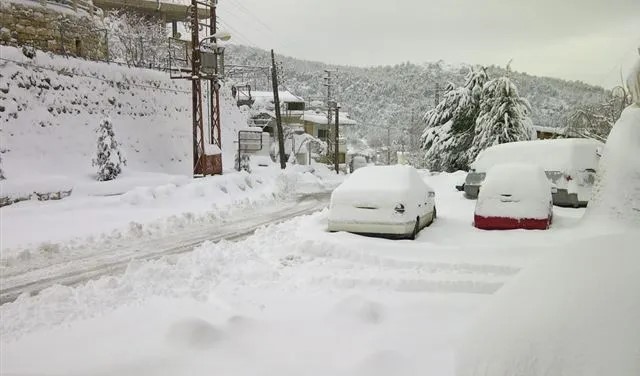 بالفيديو - عودة الثلوج والأمطار إلى لبنان!
