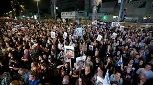 تجدد الاحتجاجات ضد حكومة نتنياهو في تل أبيب