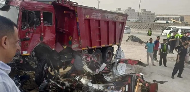 مصر .. حادث سير مروّع جدّاً!  شاحنة اصطدمت بـ16 سيارة