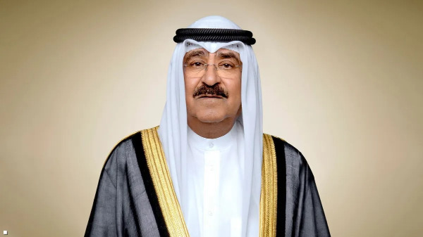 بالأسماء - أمير الكويت يصدر مرسوما بتشكيل الحكومة الجديدة