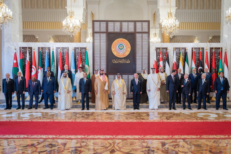 بمشاركة الرئيس عباس: انطلاق أعمال "القمة العربية الـ33" في البحرين