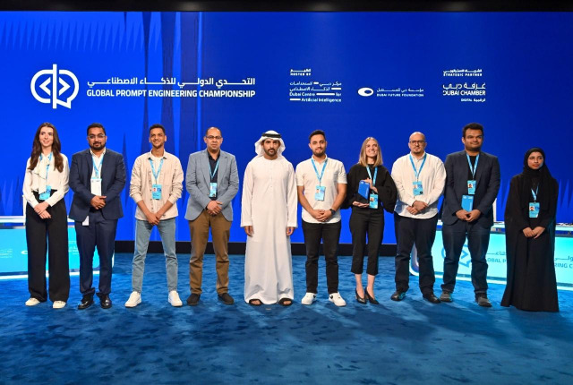 دبي تكرم 3 فائزين من الهند والنمسا في التحدي الدولي لهندسة الأوامر البرمجية الأول من نوعه