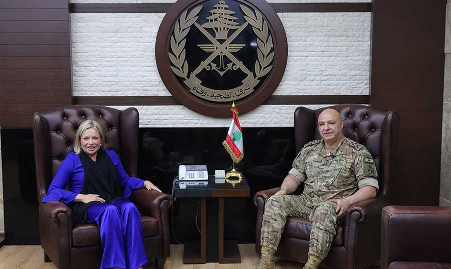 قائد الجيش يستقبل المنسقة الخاصة الجديدة لدى الأمم المتحدة في لبنان