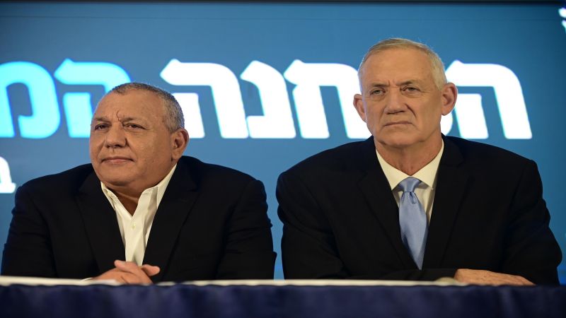 3 استقالات متتالية... مسبحة الحكومة الاسرائيلية "تكرّ"!