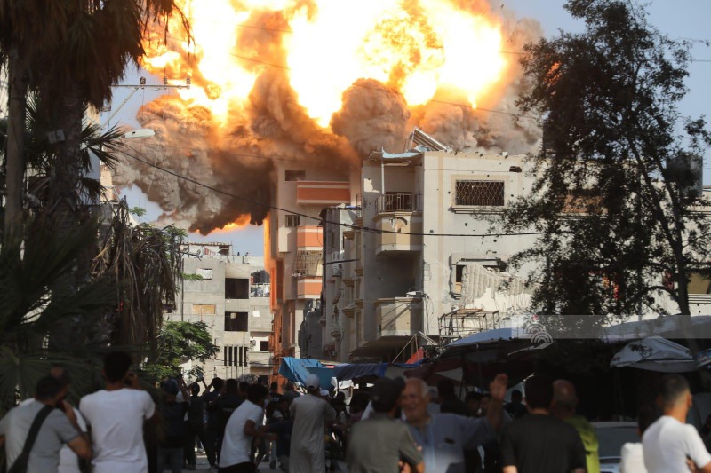 في اليوم الـ257 للعدوان: شهداء وجرحى في قصف الاحتلال لعدة مناطق في قطاع غزة