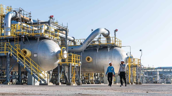 السعودية تعلن اكتشاف حقول و"مكامن للنفط والغاز"
