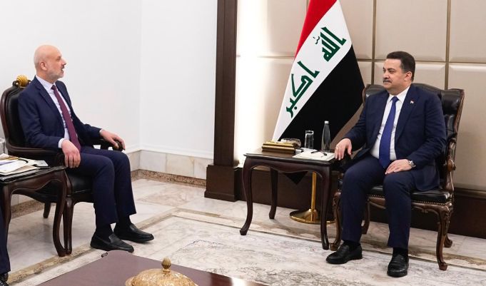 مولوي يبحث مع رئيس مجلس الوزراء العراقي في التعاون الأمني بين البلدين
