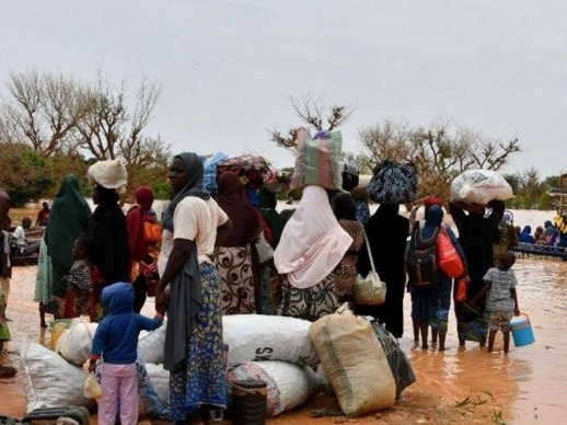 فيضانات غرب أفريقيا تتسبب في نزوح 950 ألف شخص