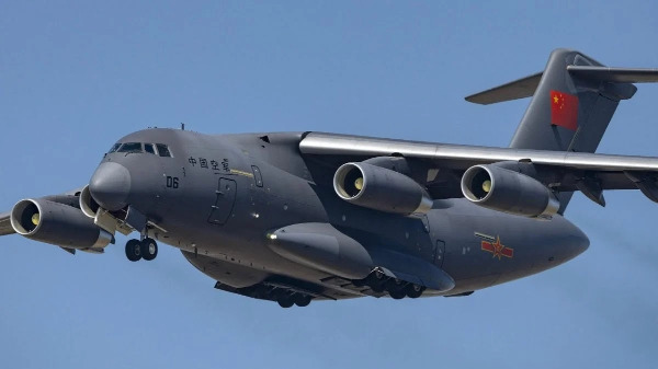 بالفيديو - بيروت تستقبل أكبر طائرات الصين العسكرية.. ما هي مهمة "Xi’an Y-20"؟