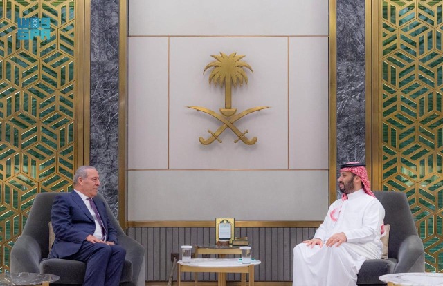 الشيخ يلتقي ولي العهد السعودي ويبحث معه تطورات الأوضاع في فلسطين