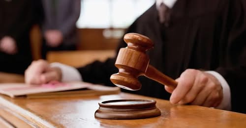 في العلاقة بين القضاء والاعلام وإصلاح الاثنين معا