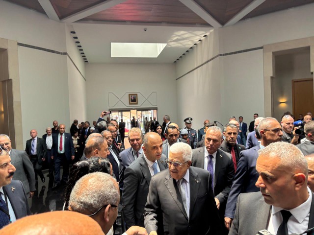 ‏الصورة الأولى لوصول الرئيس عباس إلى لبنان