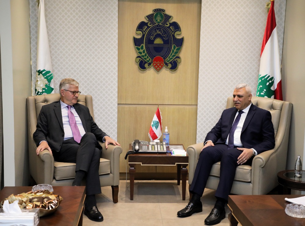 اللواء شقير يبحث مع لاكروا وكلاوس التطورات في لبنان ...