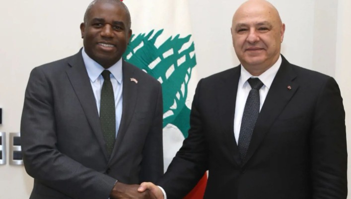 الرئيس عون يستقبل وزير الخارجية البريطاني: الأوضاع الراهنة في لبنان والمنطقة تفرض بقاء اليونيفيل لتطبيق القرار 1701