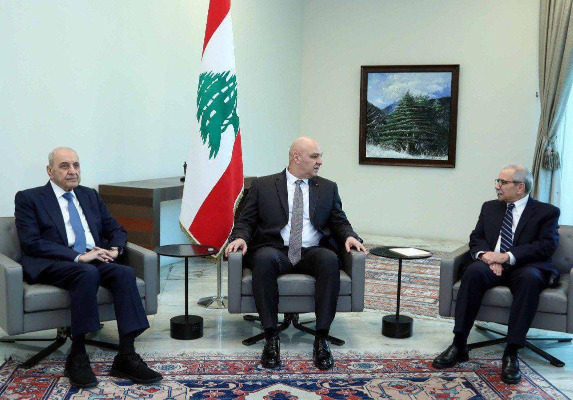 "الترويكا الرئاسية": مقترحات واشنطن ليست إلزامية ولا منزلة