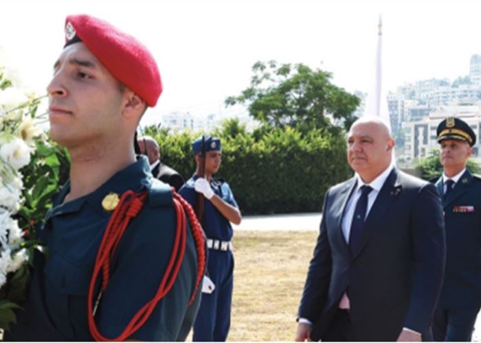 الرئيس عون في الواجهة... والقرار المرتقب يُشعل الميدان