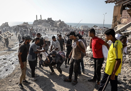 ارتفاع عدد شهداء التجويع في غزة إلى 175.. والاحتلال يواصل قصف "مراكز المساعدات"