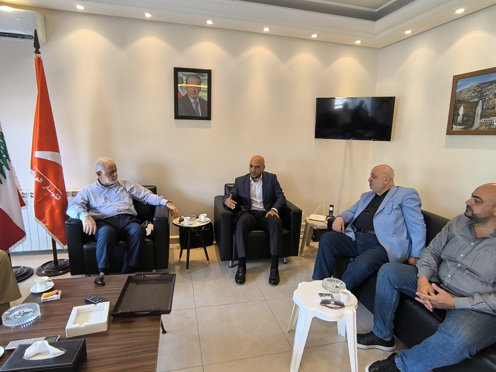 عمر مرجان يزور أمل أبو زيد وإبراهيم عازار في جزين