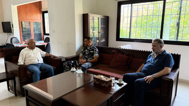 النائب سعد يستقبل آمر فصيلة صيدا الرائد نادر قصب