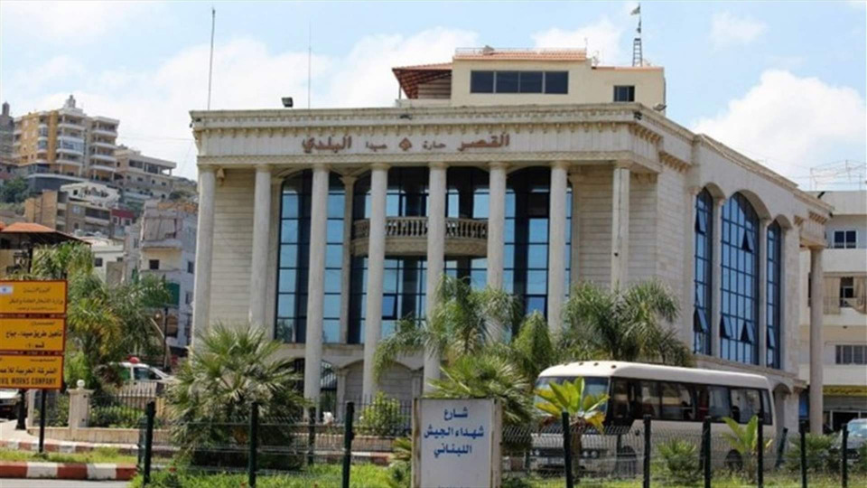 بعد تفشّي ظاهرة القيادة العشوائية للدرّاجات النّارية... بيان من بلدية حارة صيدا