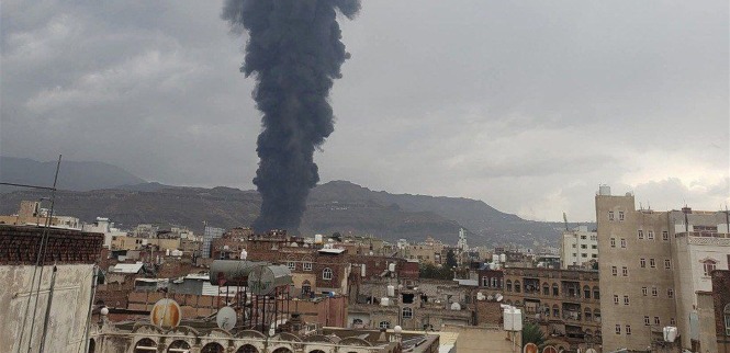 بأكثر من 15 غارة... هجوم إسرائيلي عنيف يستهدف العاصمة اليمنية صنعاء