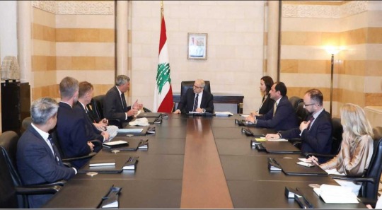 رئيس الحكومة نواف سلام يستقبل وفد الكونغرس الأميركي... دعم للجيش وتجديد لليونيفيل