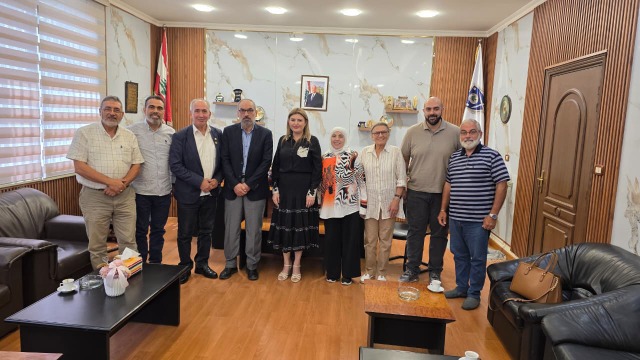 المحافظ الترك تستقبل وفداً من بلدية النبطية في إطار الحرص للحفاظ على التراث العمراني والثقافي في المدينة