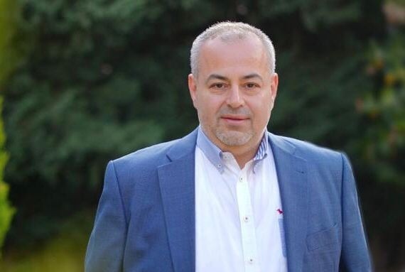 عامر معطي يهنئ بالمولد النبوي الشريف