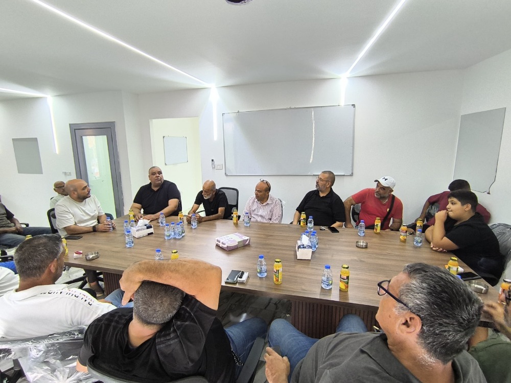 وفد من أهالي منطقة الفوار زار الصيدلي عمر مرجان