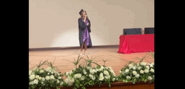فيديو عفوي في لبنان.. طلاب الصيدلة يؤدون أغنية شهيرة