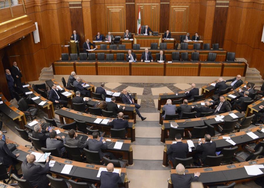 بعد فقدان النصاب... الرئيس بري يرفع الجلسة التشريعية الى صباح الغد