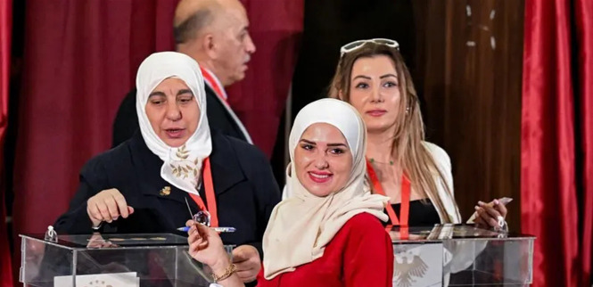 أول برلمان في سوريا بعد سقوط نظام الأسد.. وحضور خجول للنساء