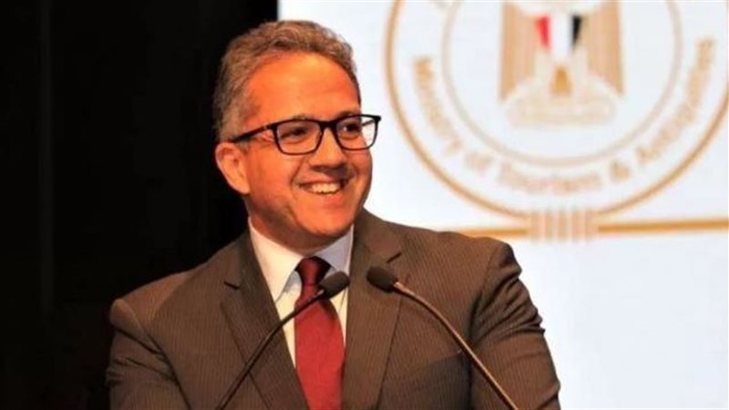 خالد العناني أول عربي يتولى منصب مدير عام اليونسكو.. فمن هو؟