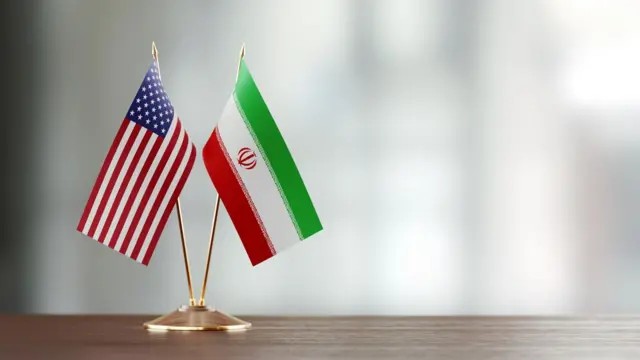 اجتماع سري بين طهران وواشنطن.. وهذا ما طلبه ويتكوف من عراقجي!