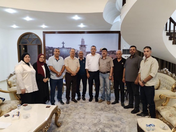بتعليمات الرئيس عباس ودعم من دائرة شؤون اللاجئين.. سفارة فلسطين في العراق توزع منحة "بدل ايجار" على 300 عائلة لاجئة