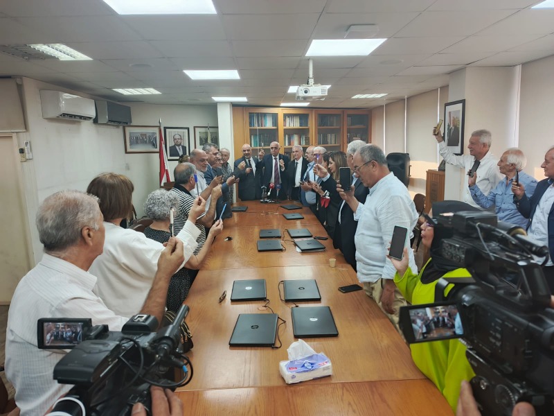 وقفة تضامنية في نقابة محرري الصحافة اللبنانية تنديداً بالجرائم الإسرائيلية بحق الصحافيين الفلسطينيين