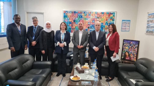 أبو هولي والرفاعي يبحثان مع "الأونروا" سبل تحسين ظروف اللاجئين الفلسطينيين في سوريا