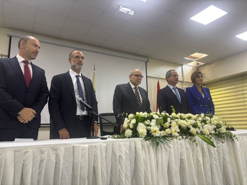 بالفيديو  - الرئيس سلام يتابع جولته في صيدا متفقداً المرافق والمؤسسات الحيوية