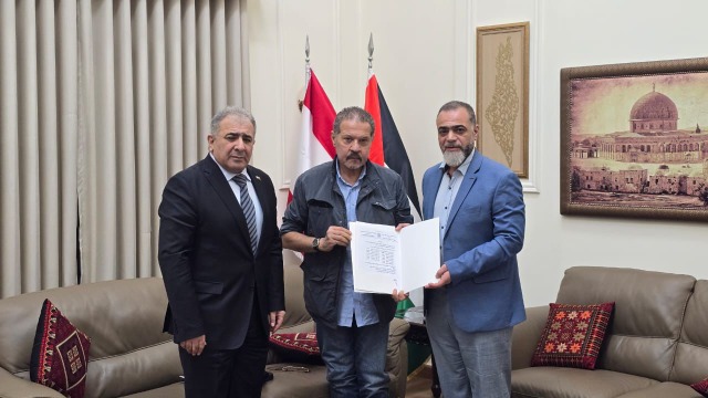 مفوضية الأقاليم الخارجية لحركة "فتح" تعين د. رياض أبو العينين أميناً لسر اقليم لبنان