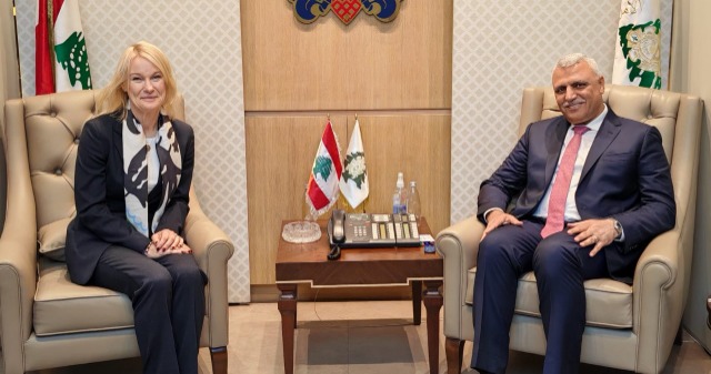 اللواء شقير يعرض مع ممثلة الأمم المتحدة لشؤون اللاجئين التعاون والتنسيق بشأن النازحين السوريين