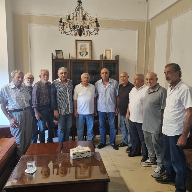 النائب أسامة سعد يستقبل وفدًا من الهيئة الشعبية في التنظيم الشعبي الناصري