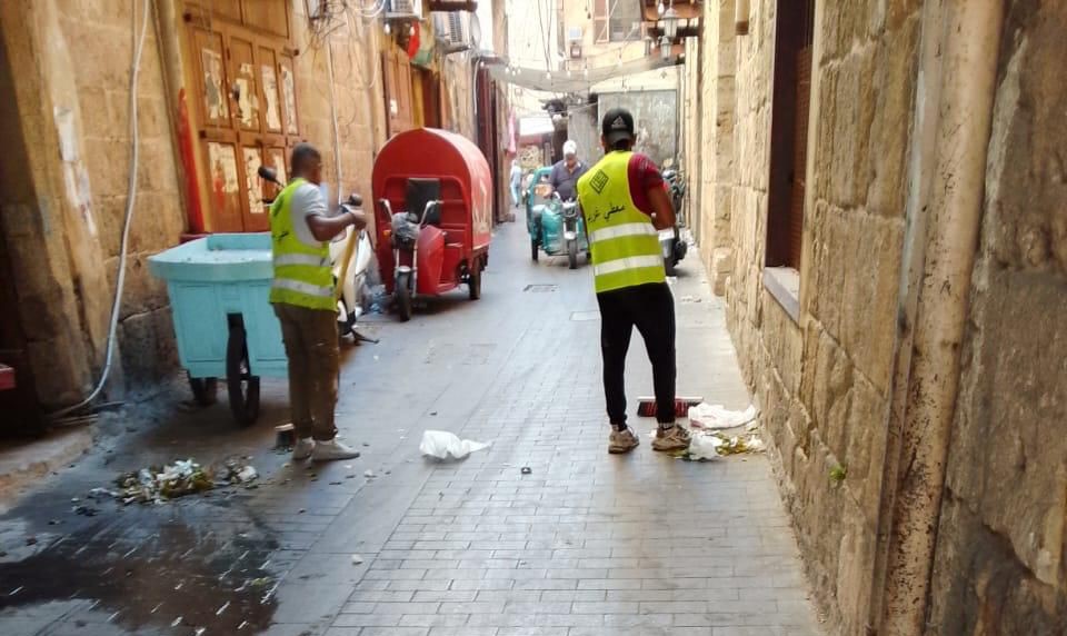شركة "معطي غروب" تواصل حملة النظافة في صيدا القديمة