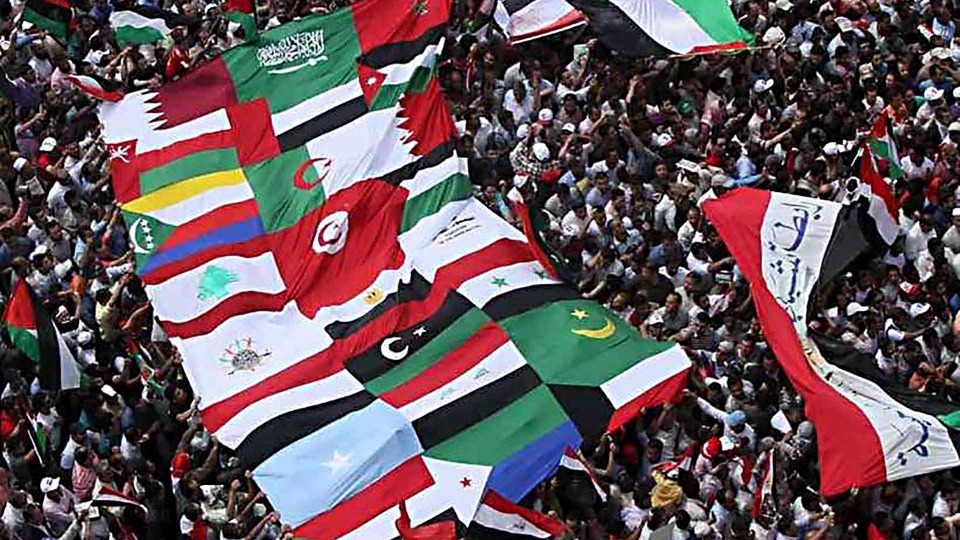 علّها تصنع يوماً ربيعاً من دمها... لا من شعاراتها