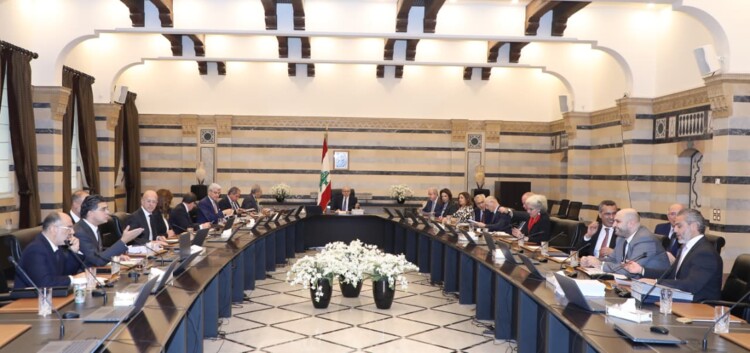 مجلس الوزراء يعتمد قرارات جديدة لتعزيز الخدمات والدعم المالي
